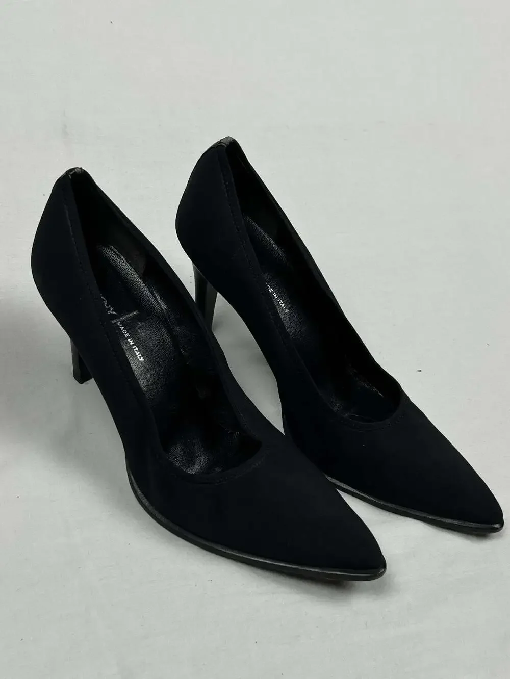 DKNY Black Pointed Toe Stiletto Pumps Size 8.5 Made in Italy